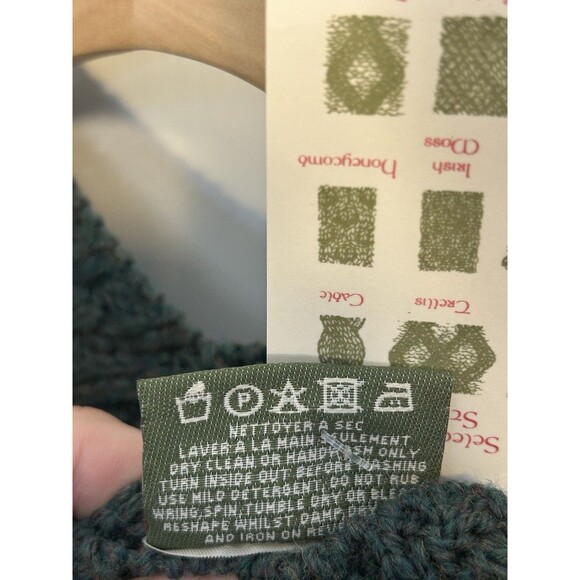 NWT Carraig Donn Merino Wool Chunky Knit Poncho Emerald Green Irish Made OS NEW - Picture 10 of 10